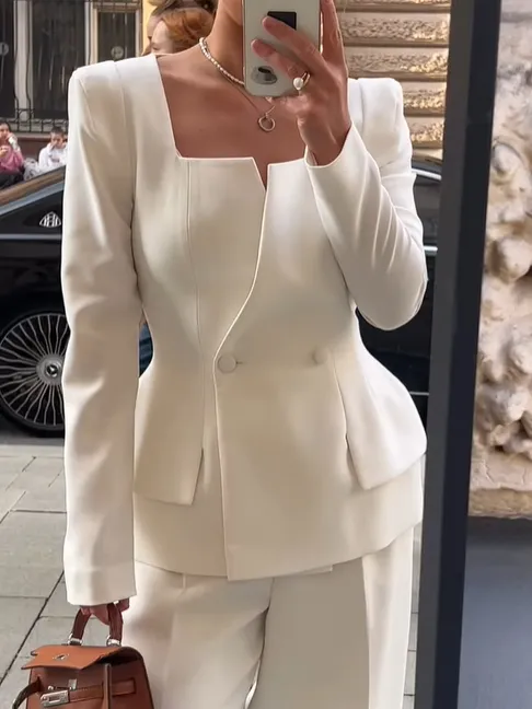 Two-button Square Collar Solid Color Blazer (S)