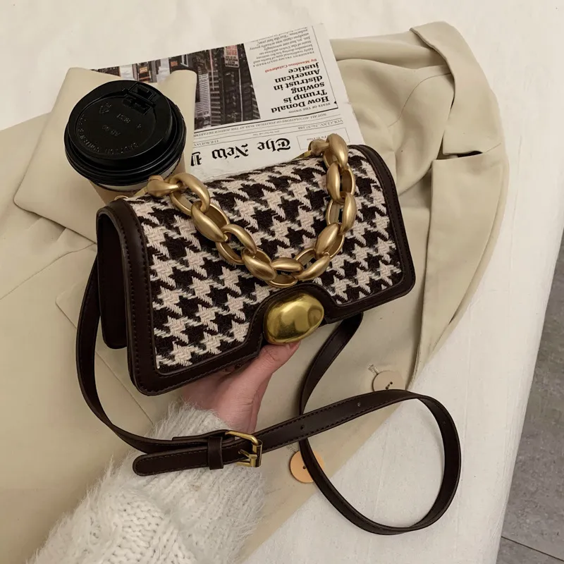 Western Style One-shoulder Small Bag Texture Wool Square (Black)